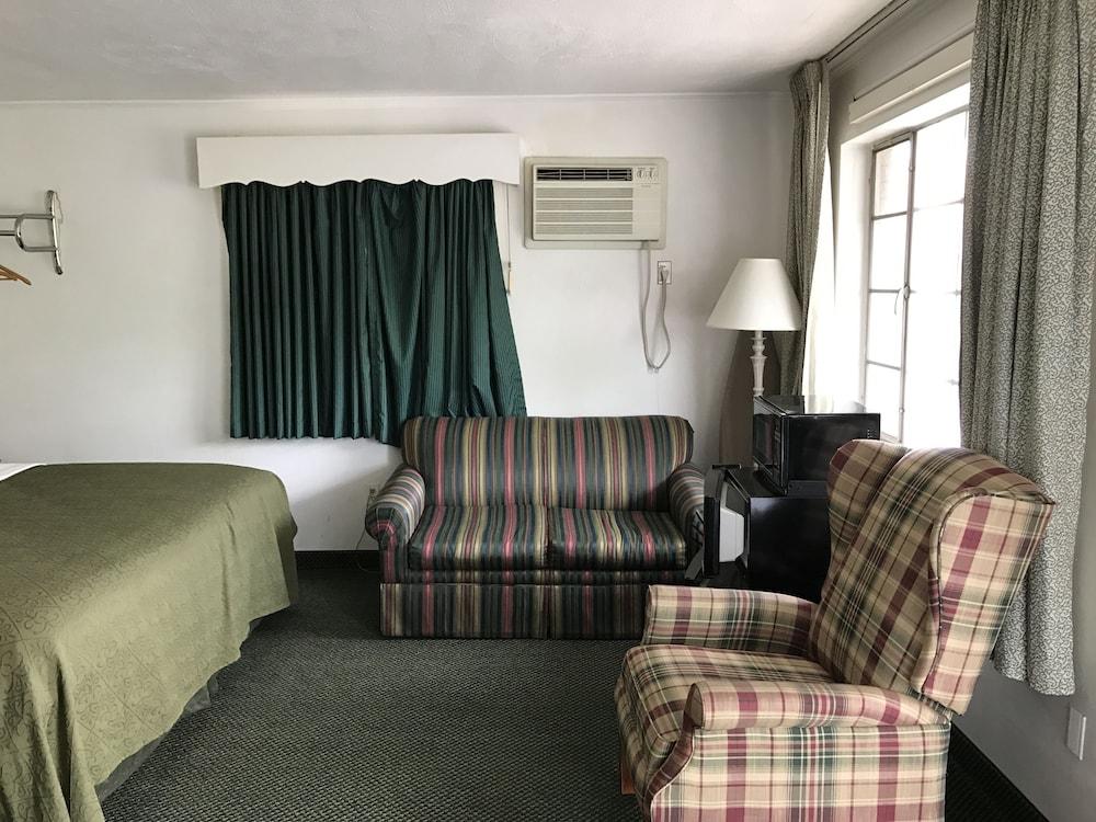 Relax Inn אלטונה מראה חיצוני תמונה