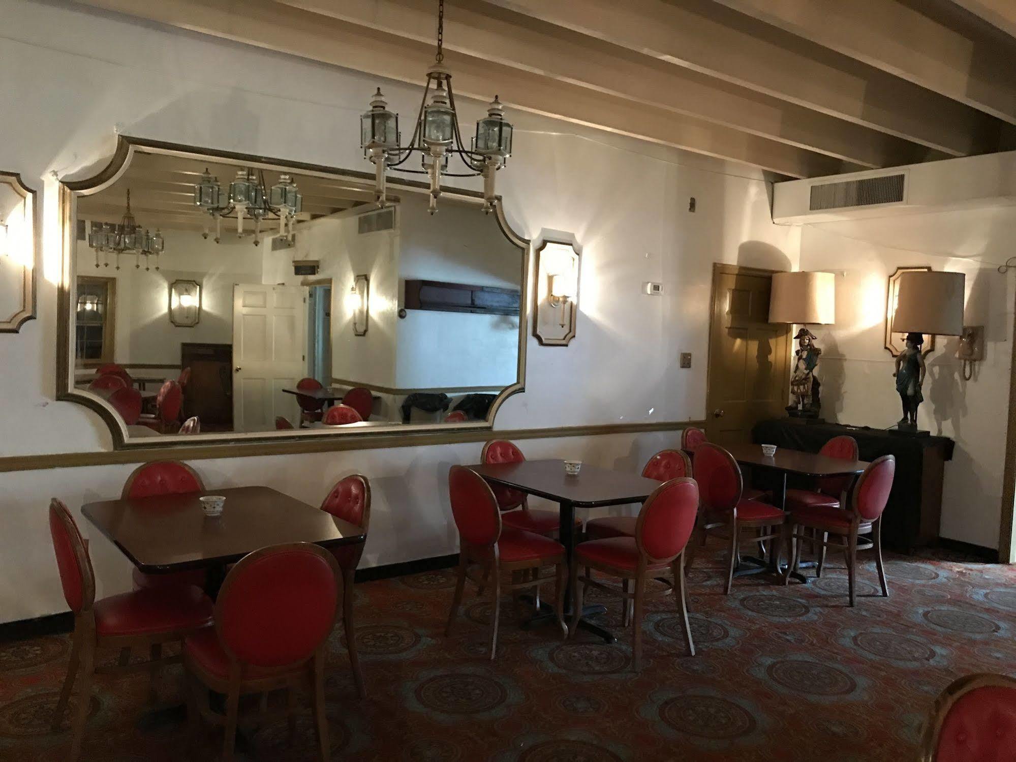 Relax Inn אלטונה מראה חיצוני תמונה